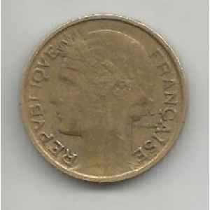 50 CENTIMES. 1931 MORLON BRONZE. AVEC FRUITS AVEC RAISIN. LILLE COLLECTIONS.